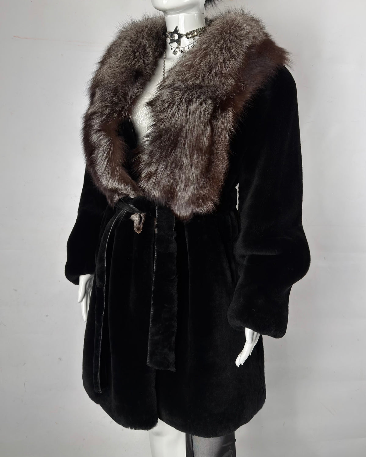 Vintage Fur Coat — M/XL