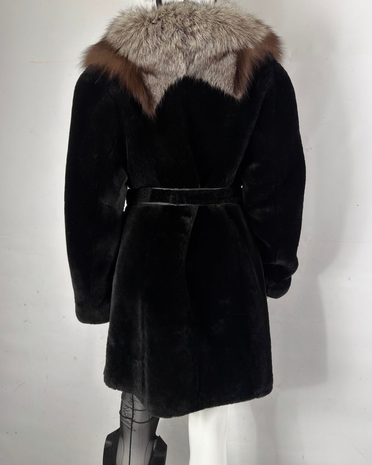 Vintage Fur Coat — M/XL