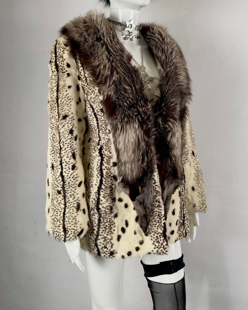 Vintage Fur Jacket — M/L